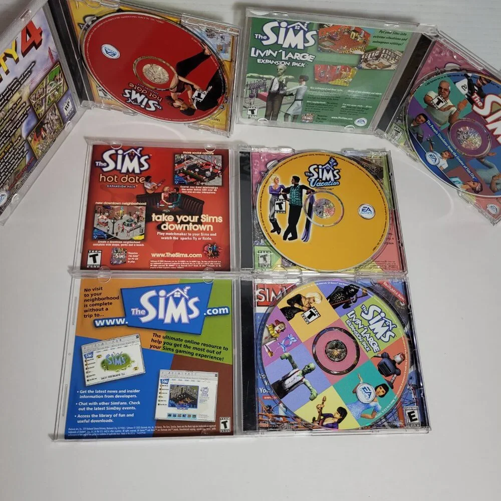The Sims Lot of 4 PC Cd Hot Date, Vacation, Livin Large, Games